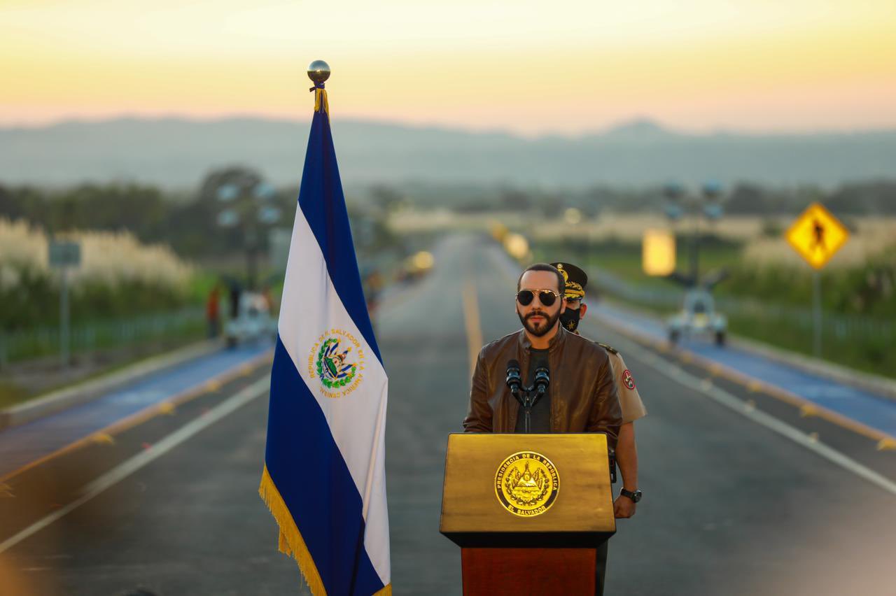 Presidente Bukele realiza la inauguración del Periférico Claudia Lars presidente-bukele-realiza-la-inauguracion-del-periferico-claudia-lars